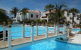 Duplex Apartment No 4, Close To Sea And Beach, Heated Pool, Aircondition, Wifi